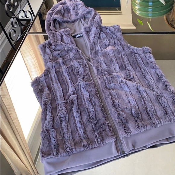 The North Face Jackets & Blazers - LIKE NEW 🖤 The North Face Furlander Vest